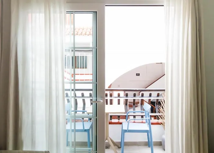 Apartment Diamante Cristianos, Heated Pool, Beach, Wifi *